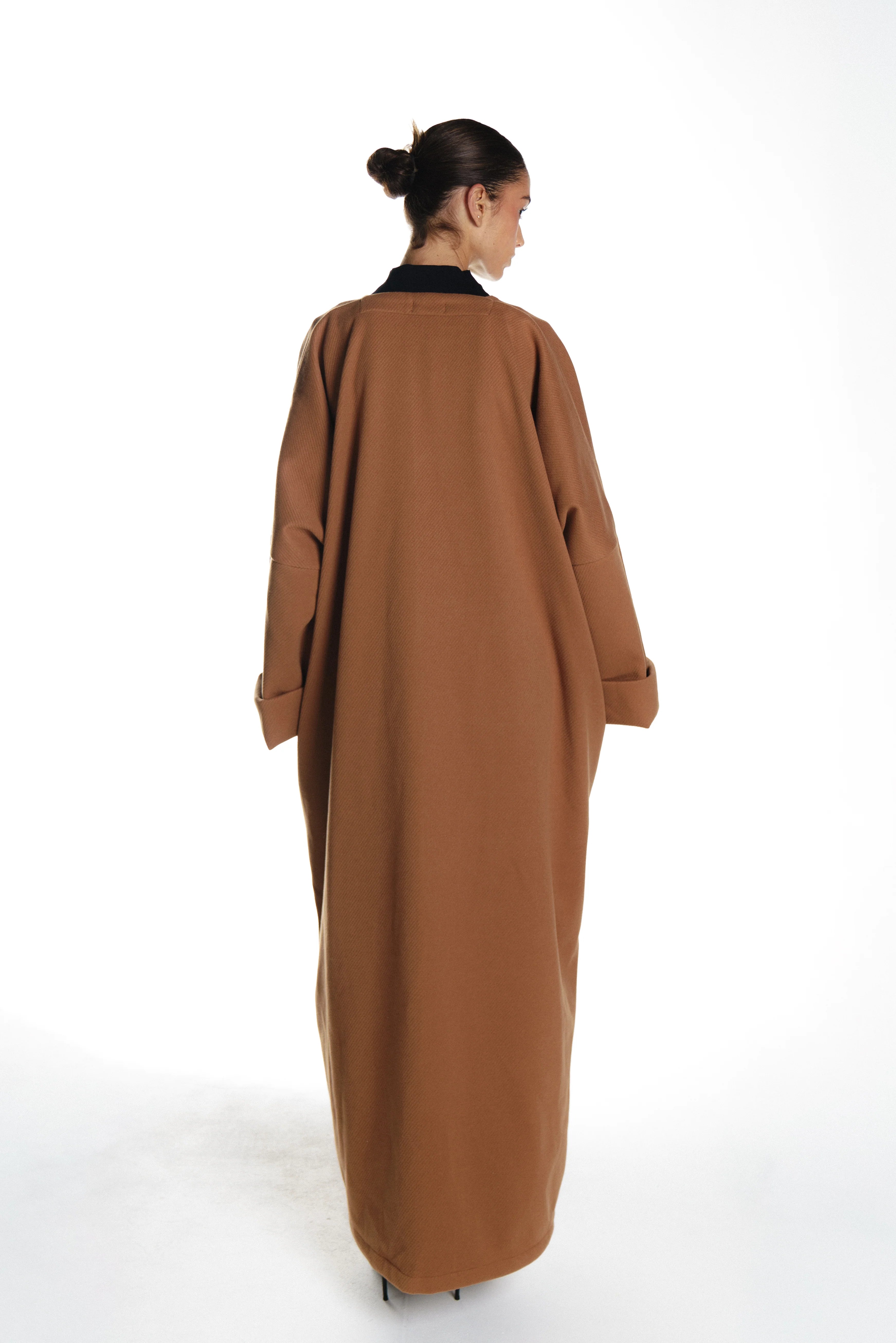 The staple Abayah