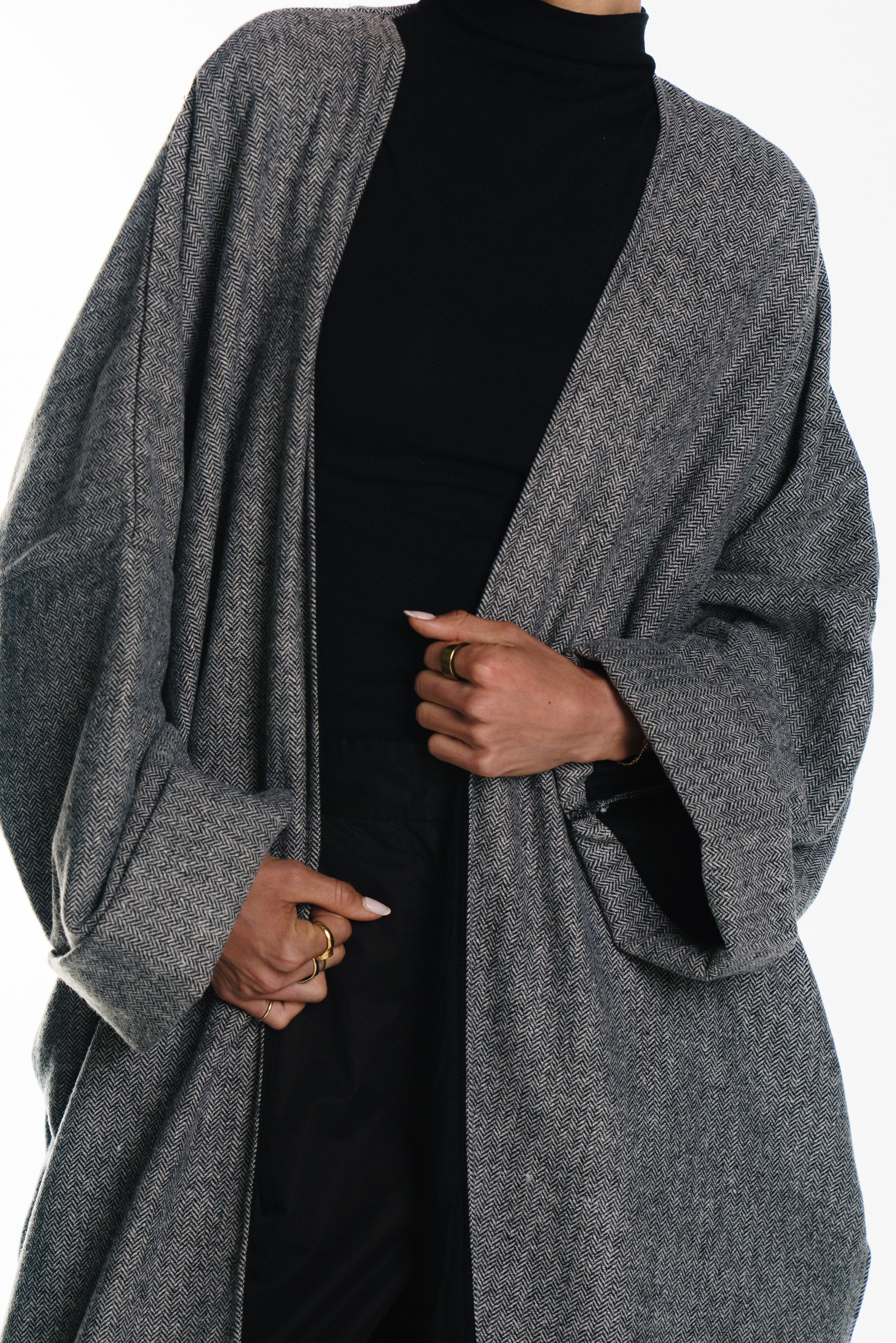 Lyrah wool Abaya