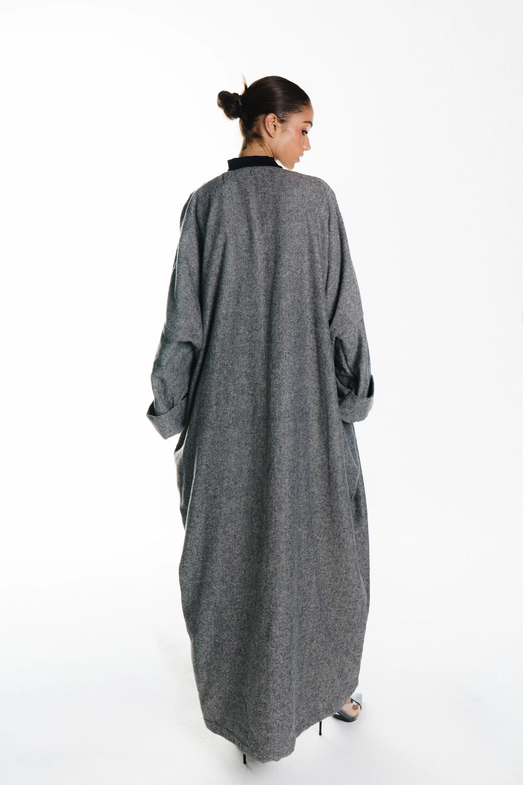 Lyrah wool Abaya