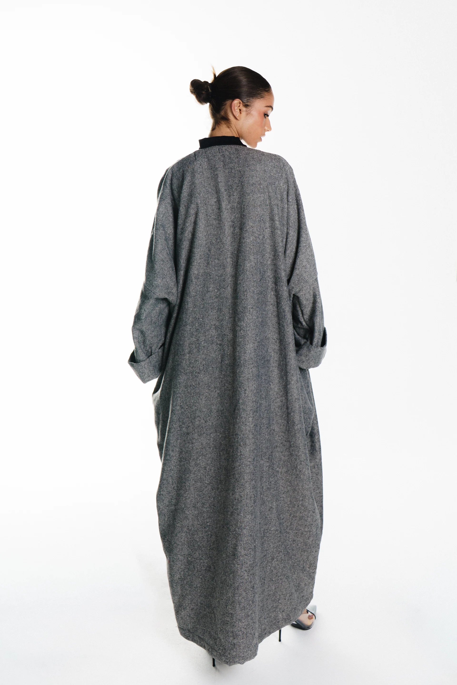 Lyrah wool Abaya