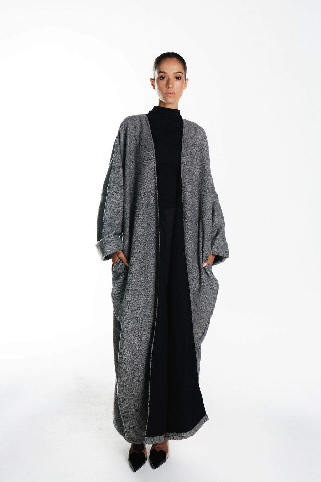Lyrah wool Abaya