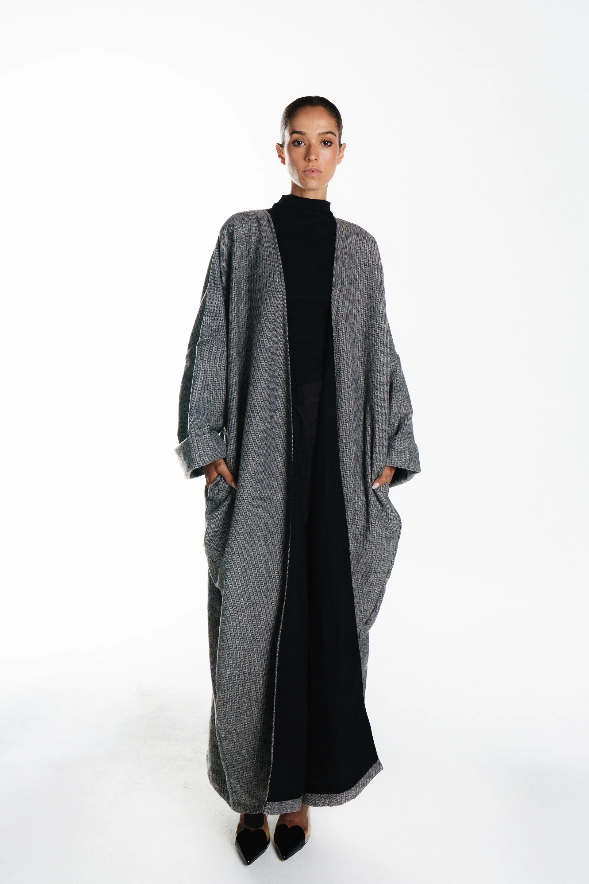 Lyrah wool Abaya